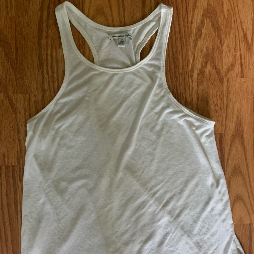 white tank